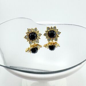 Vintage Flower Starburst Earrings Signed Napier Elegance Glamour Timeless